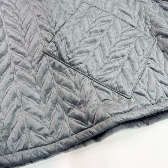 World Market Jacket Womens Small/Medium Polyester Silver Funnel Neck Lounge Ponc - Picture 4 of 9